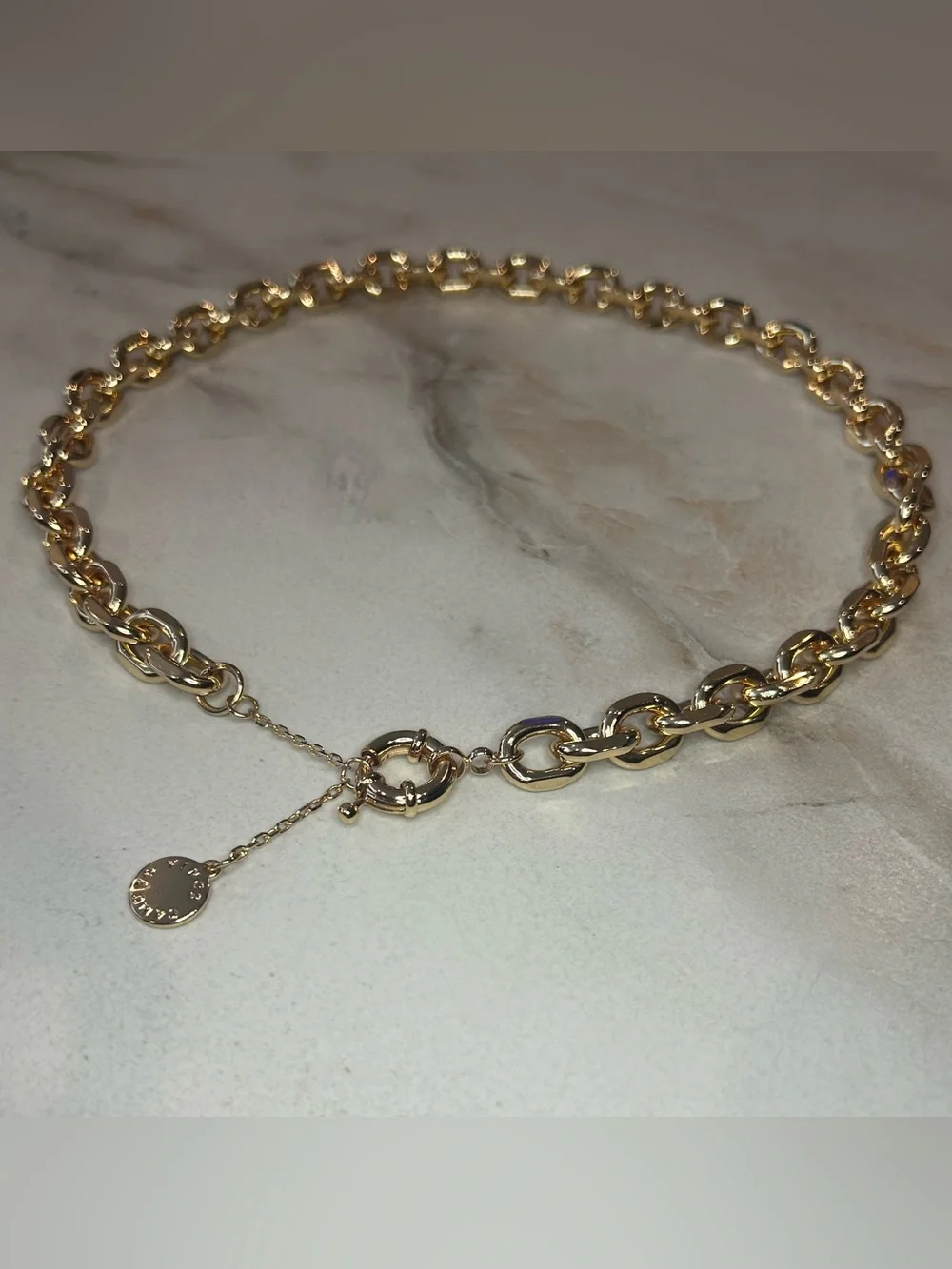 Vince Camuto Gold Toned Chain Link Choker Necklace with Toggle Clasp - Picture 1 of 3